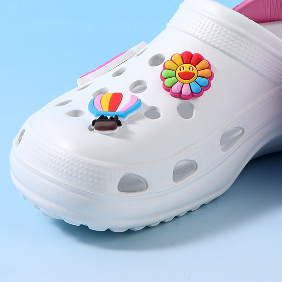 Classic fashion Big Kids Crocs 33-34 (White)