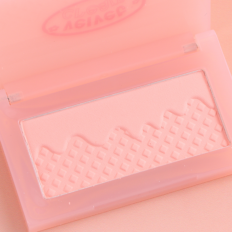 Velvet cream Monochrome Blush No. 3 milk powder