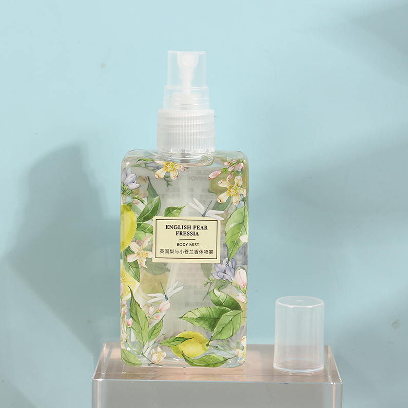 English Pear and Freesia Body Spray 100ML