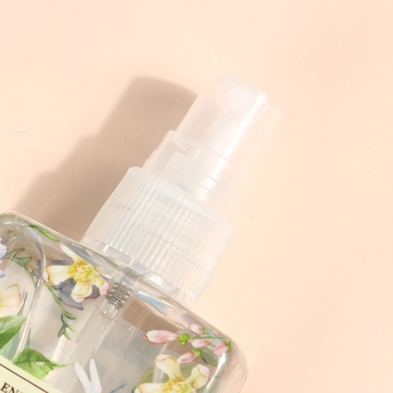 English Pear and Freesia Body Spray 100ML
