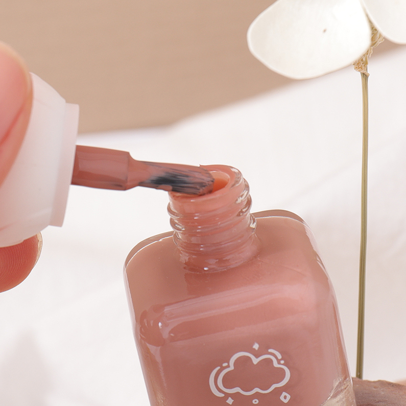 Fangtang Yuemeng Oil-based Nail Polish -06 Lotus Pink color