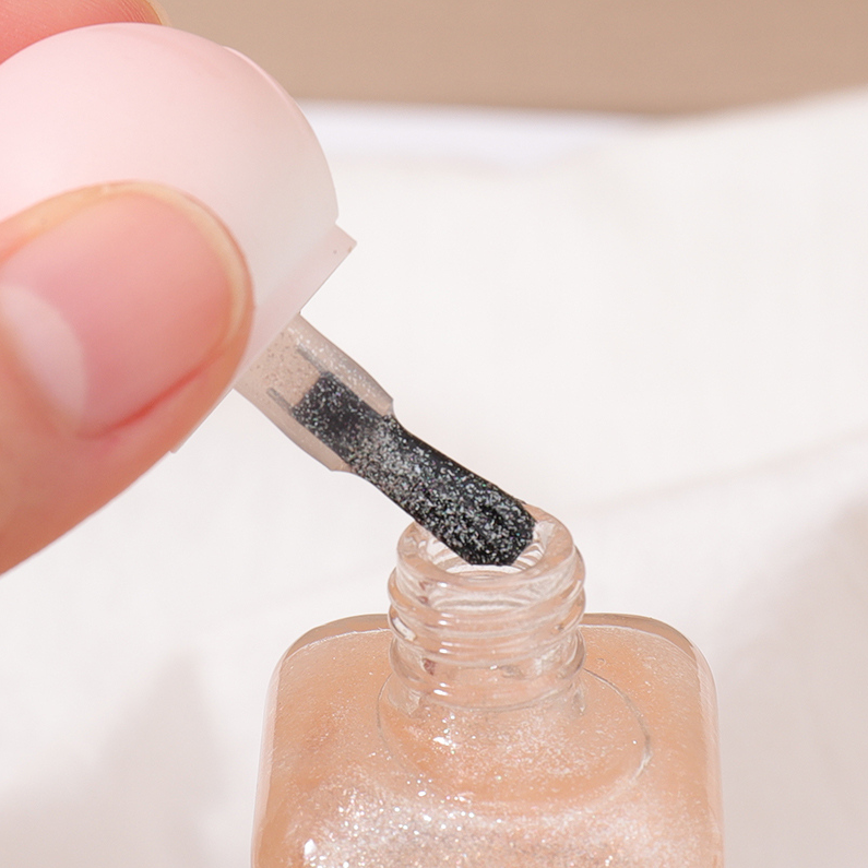 Fangtang Yuemeng Oil-based Nail Polish -01 Star Love Flash