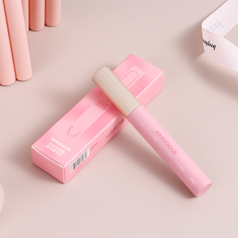 Sun Flower Curl and long-lasting mascara black