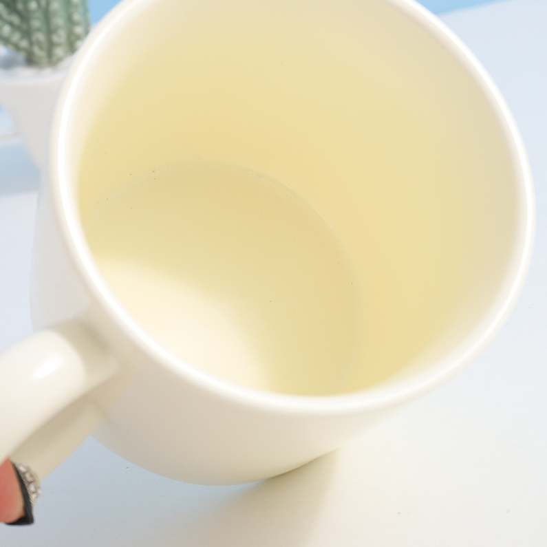 Cute Cat Ceramic Cup (360mL)