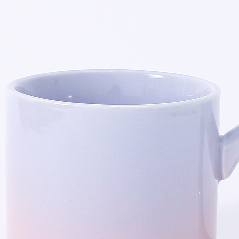 Color Contrast Wide Handle Ceramic Cup (350mL/11.83fl.oz.)