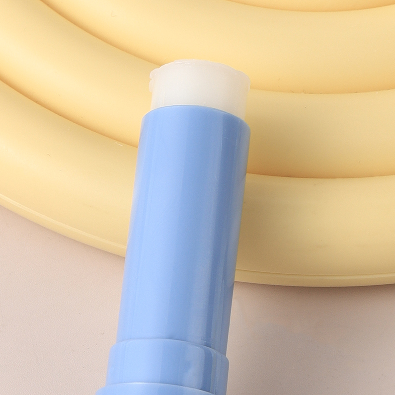 Hyaluronic acid Moisturizing and Nourishing Lip balm