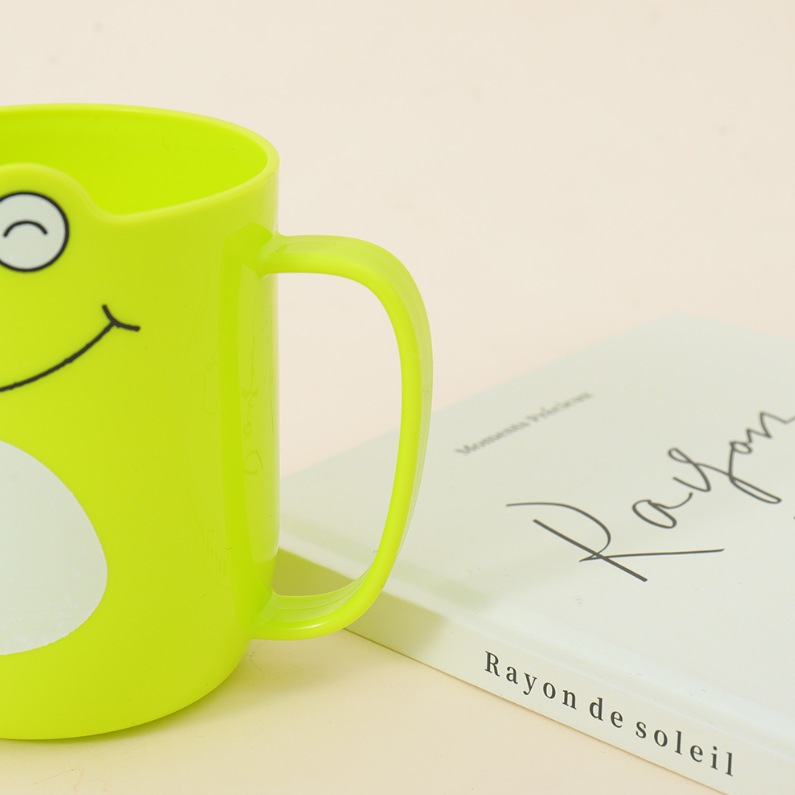 Frog Cartoon mouthwash cup (mixed)