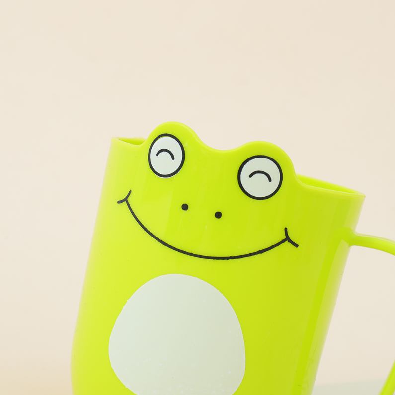Frog Cartoon mouthwash cup (mixed)