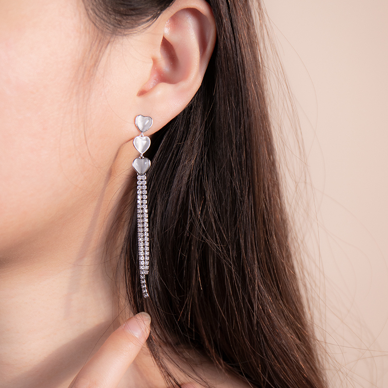 Tassel stud earrings