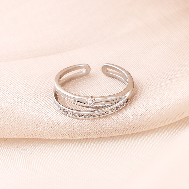Exquisite zircon vegan ring