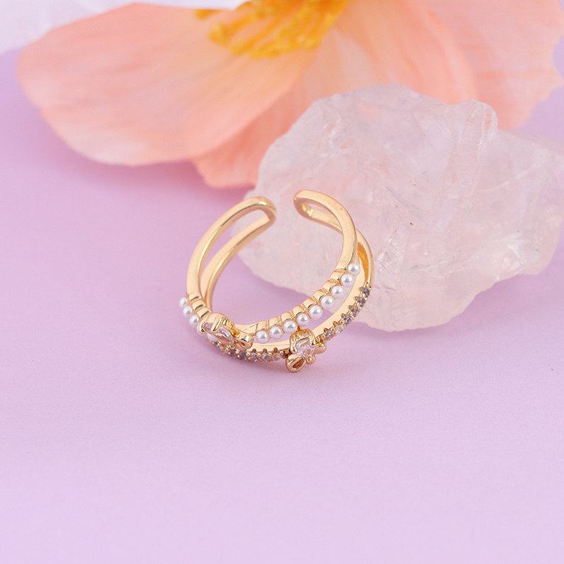 Double butterfly zircon delicate opening ring
