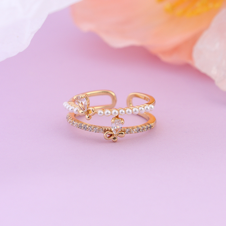 Double butterfly zircon delicate opening ring