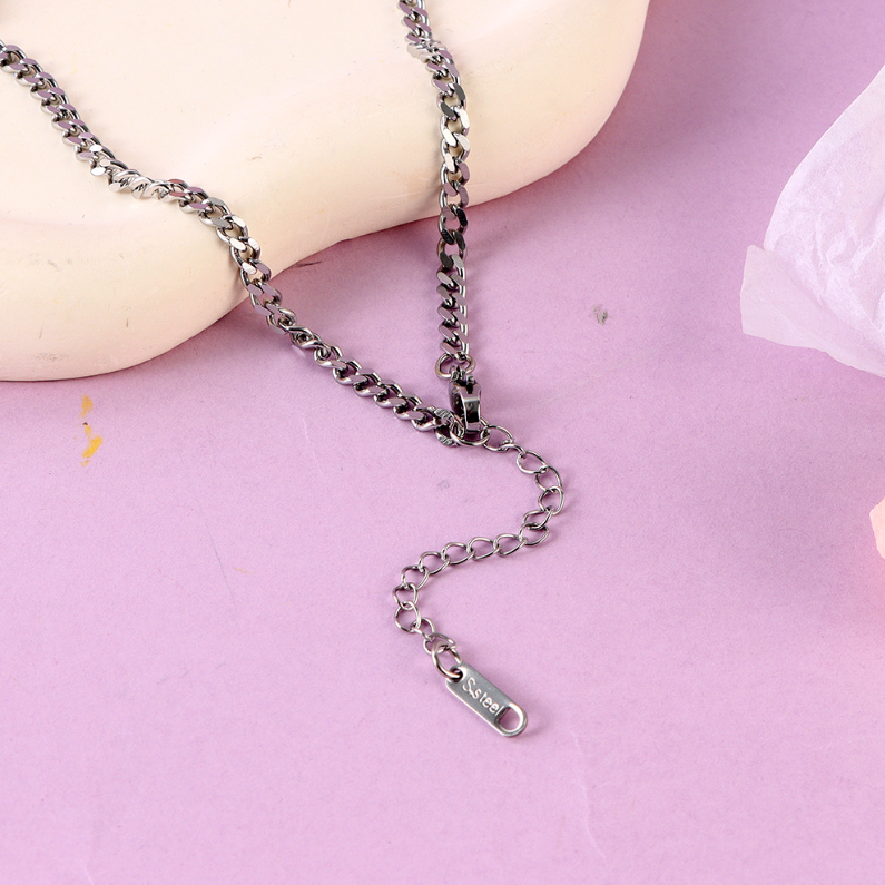 Pentagram tears necklace