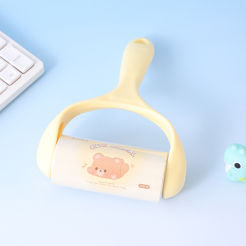 Y-wheeled pet dust trap
