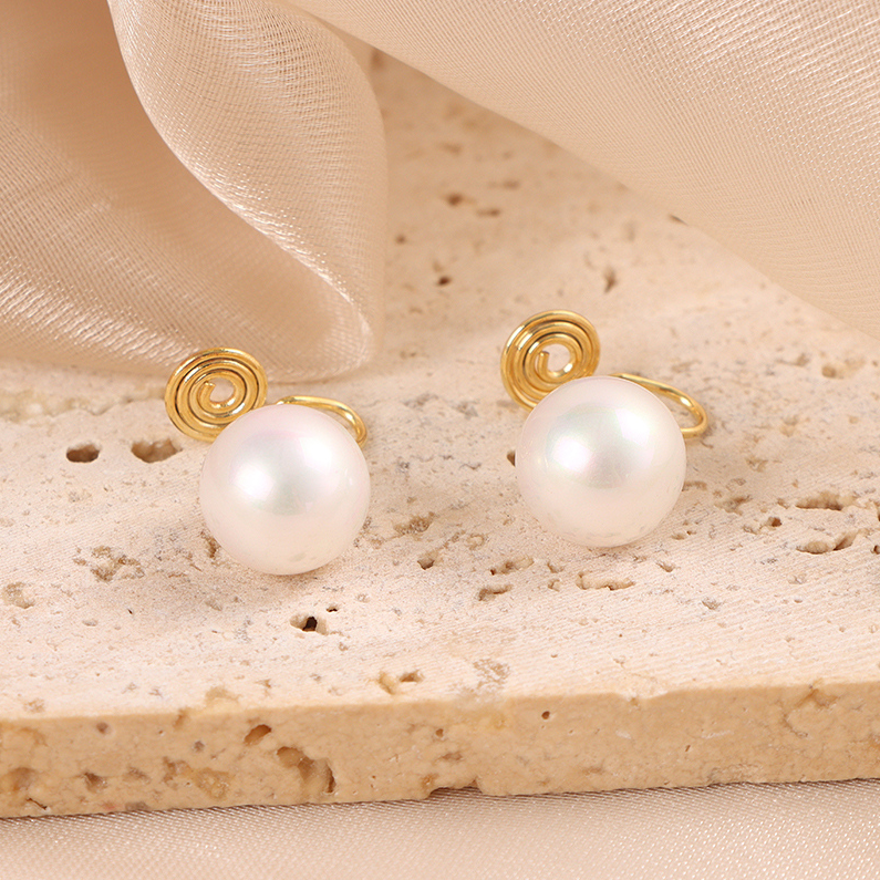 French bead ear clip 12mm