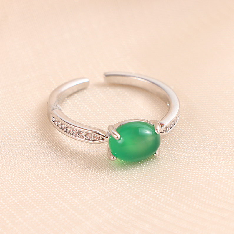 Gorgeous new Chinese ring
