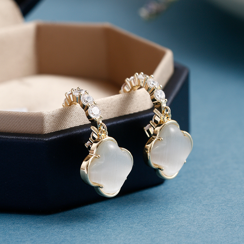 Delicate cat eye earrings