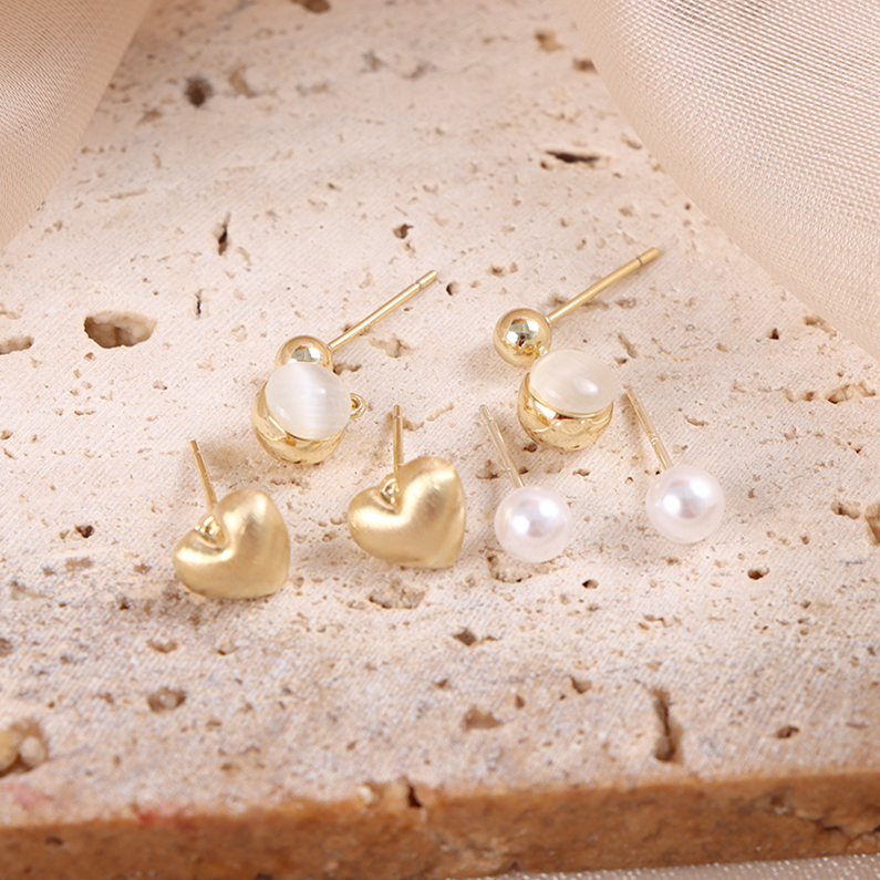 Temperament cat eye set earrings
