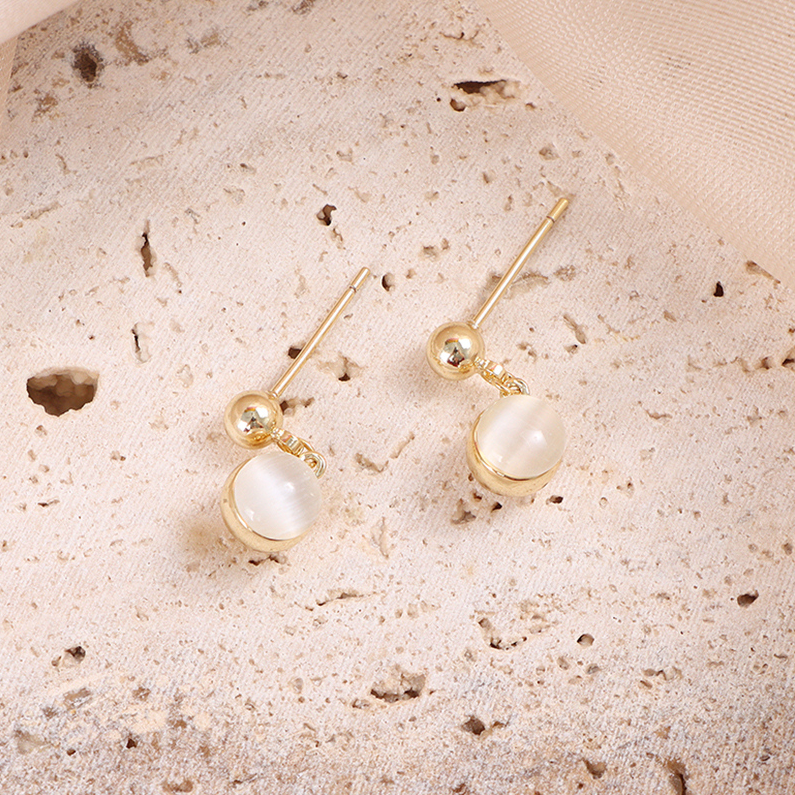 Temperament cat eye set earrings