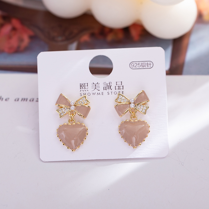 Drop oil heart silver needle earrings