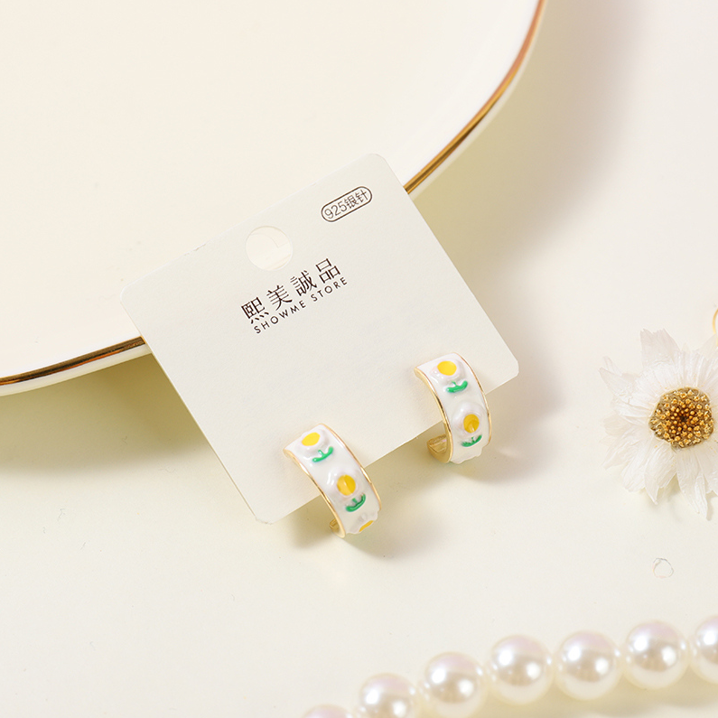 Flower C ring earrings