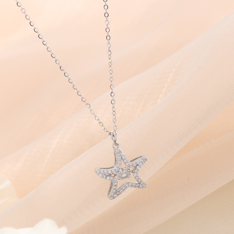 Starfish zircon necklace