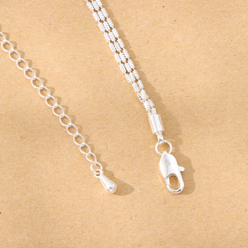 Simple three-layer necklace